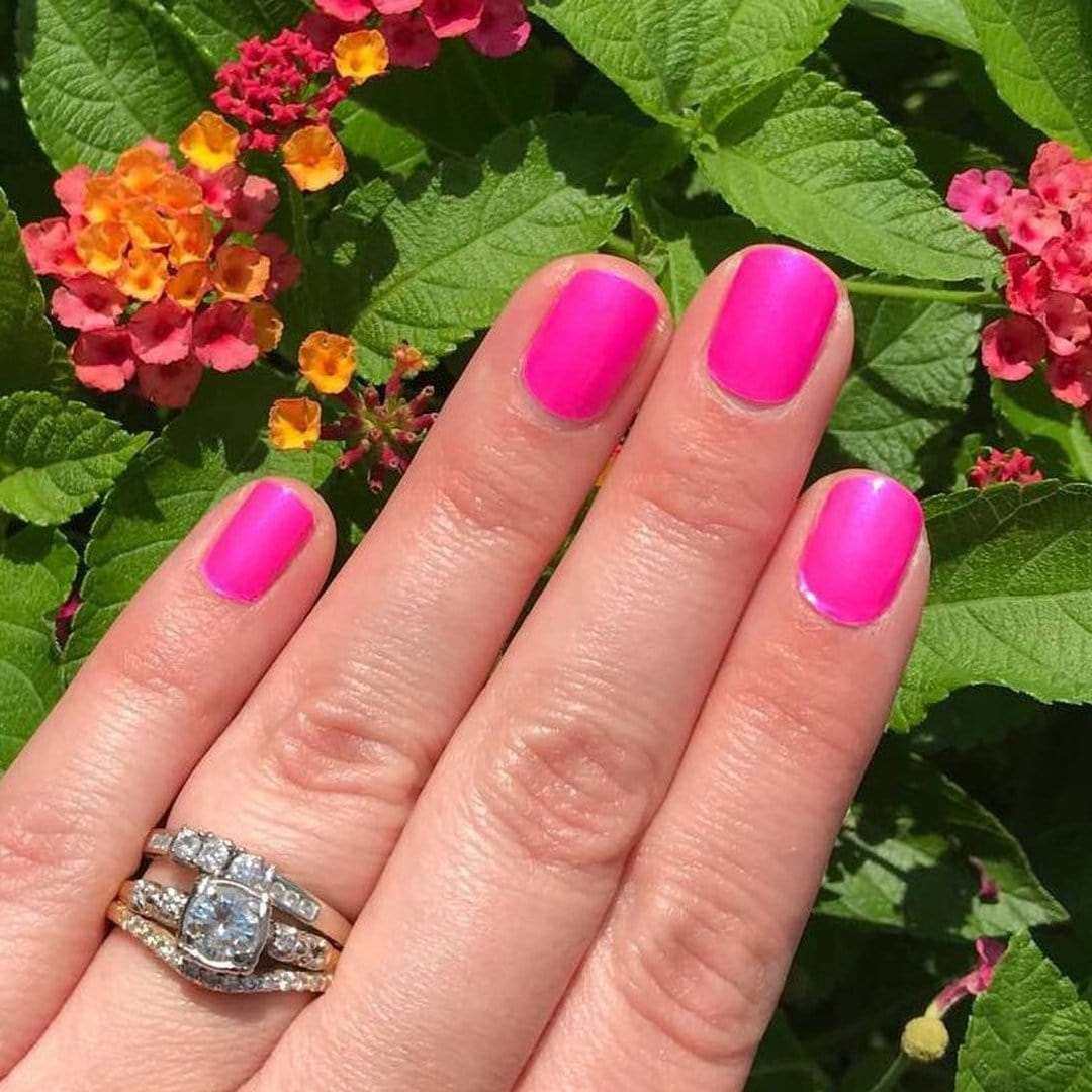 Hot Fling-Adult Nail Wraps-Outlined