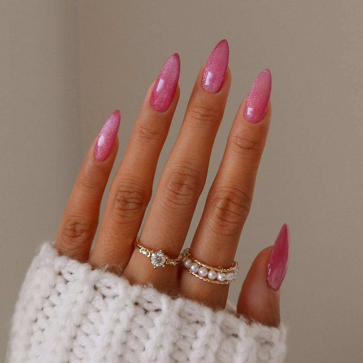 Pink Pizzazz-Press on Manicure-Outlined