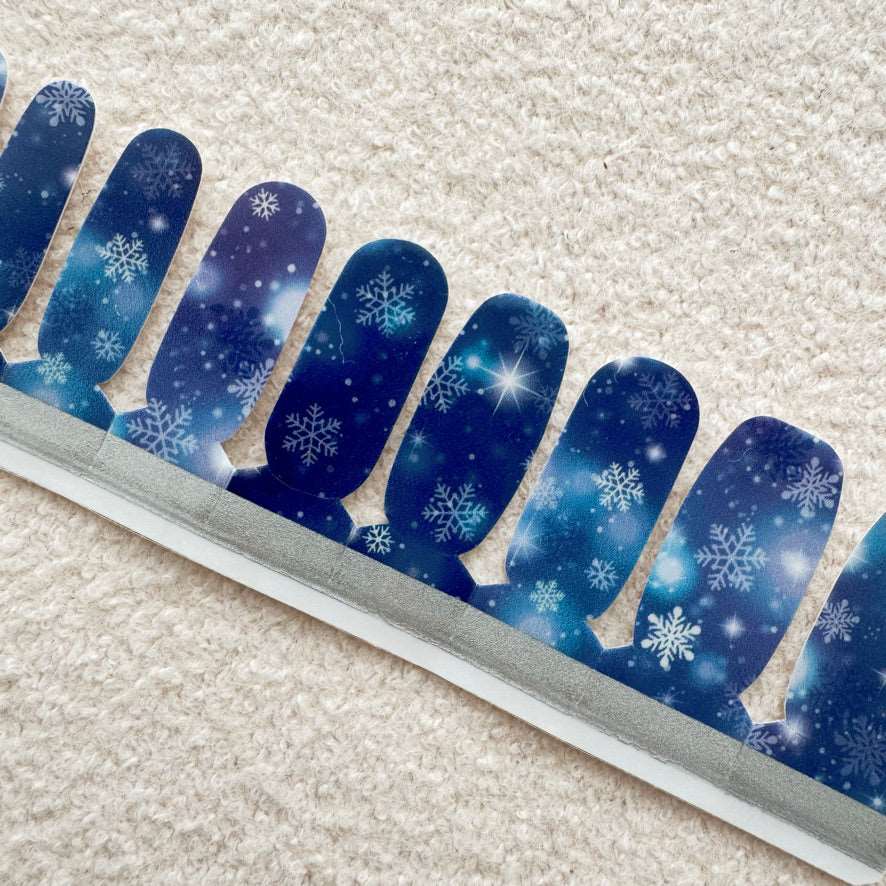 Chilled Cheer-Adult Nail Wraps-Outlined