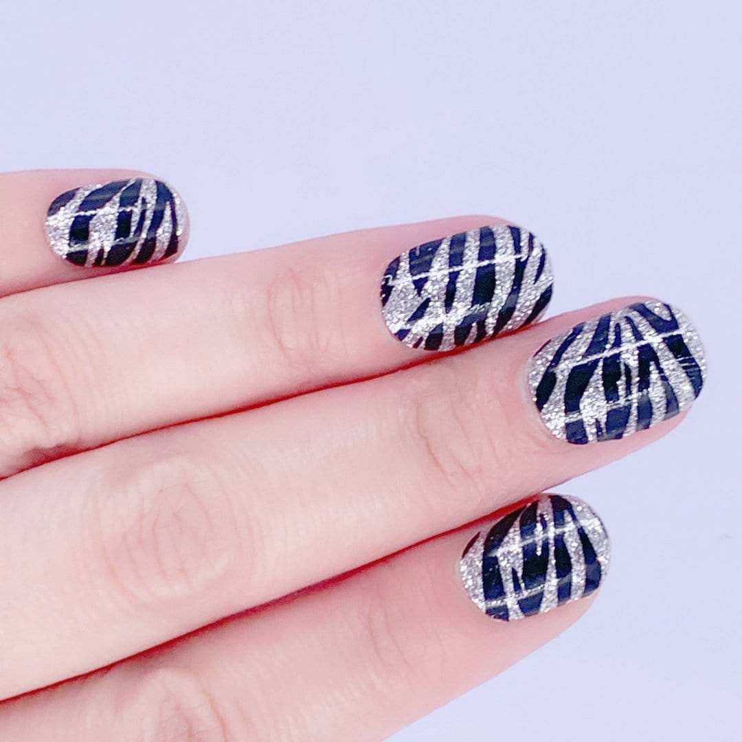 Crossing-Adult Nail Wraps-Outlined
