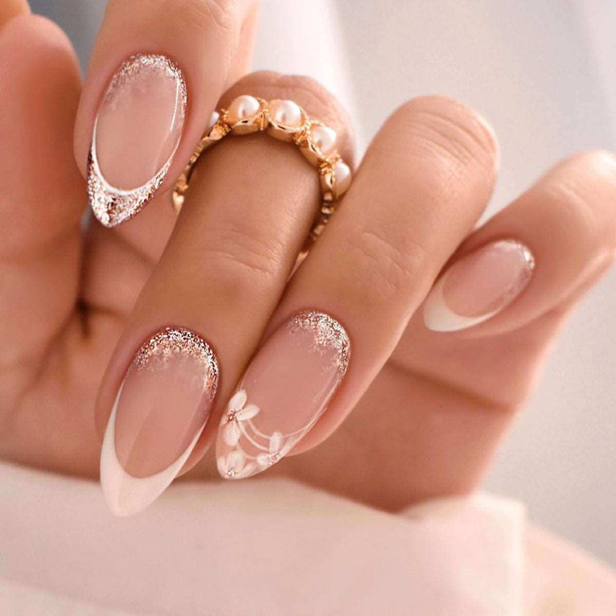 Gardenia Glamour - Press On Nails