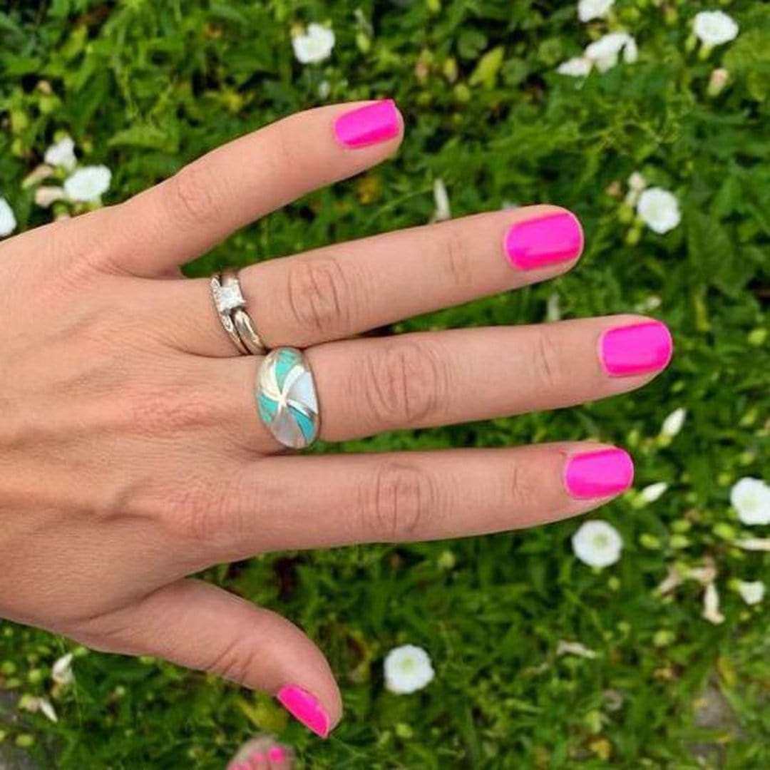 Hot Fling-Adult Nail Wraps-Outlined