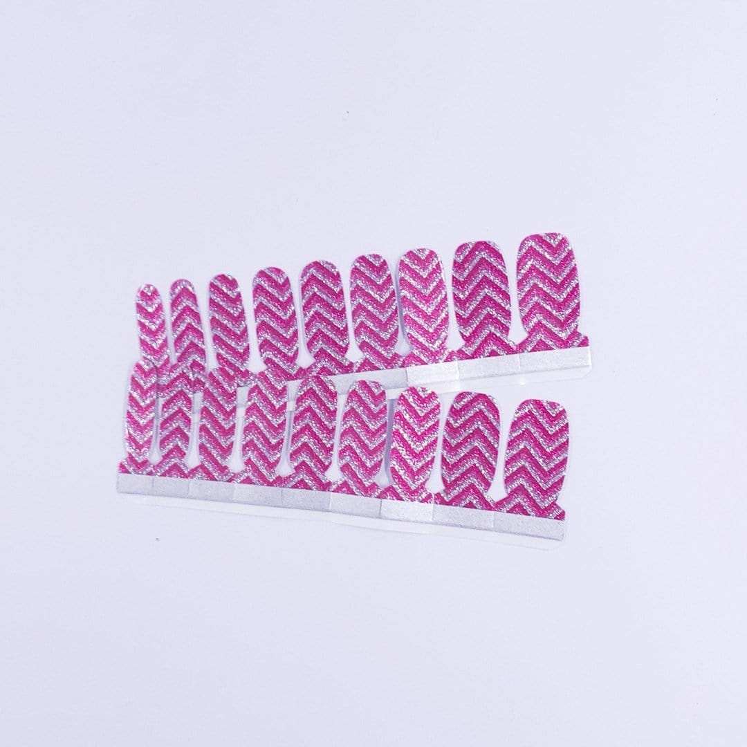 Latitude Run-Adult Nail Wraps-Outlined