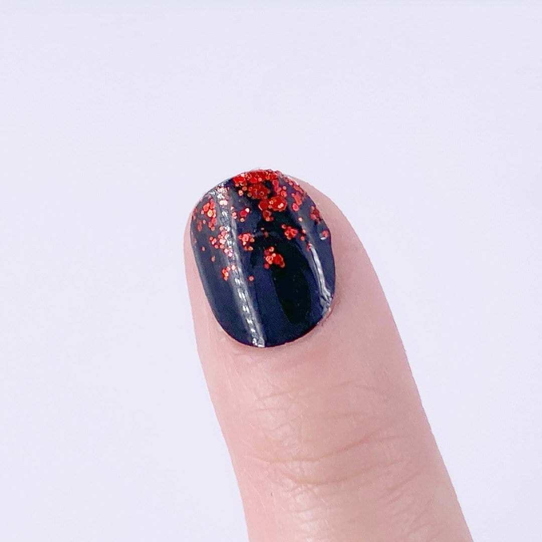 Over the Edge-Adult Nail Wraps-Outlined