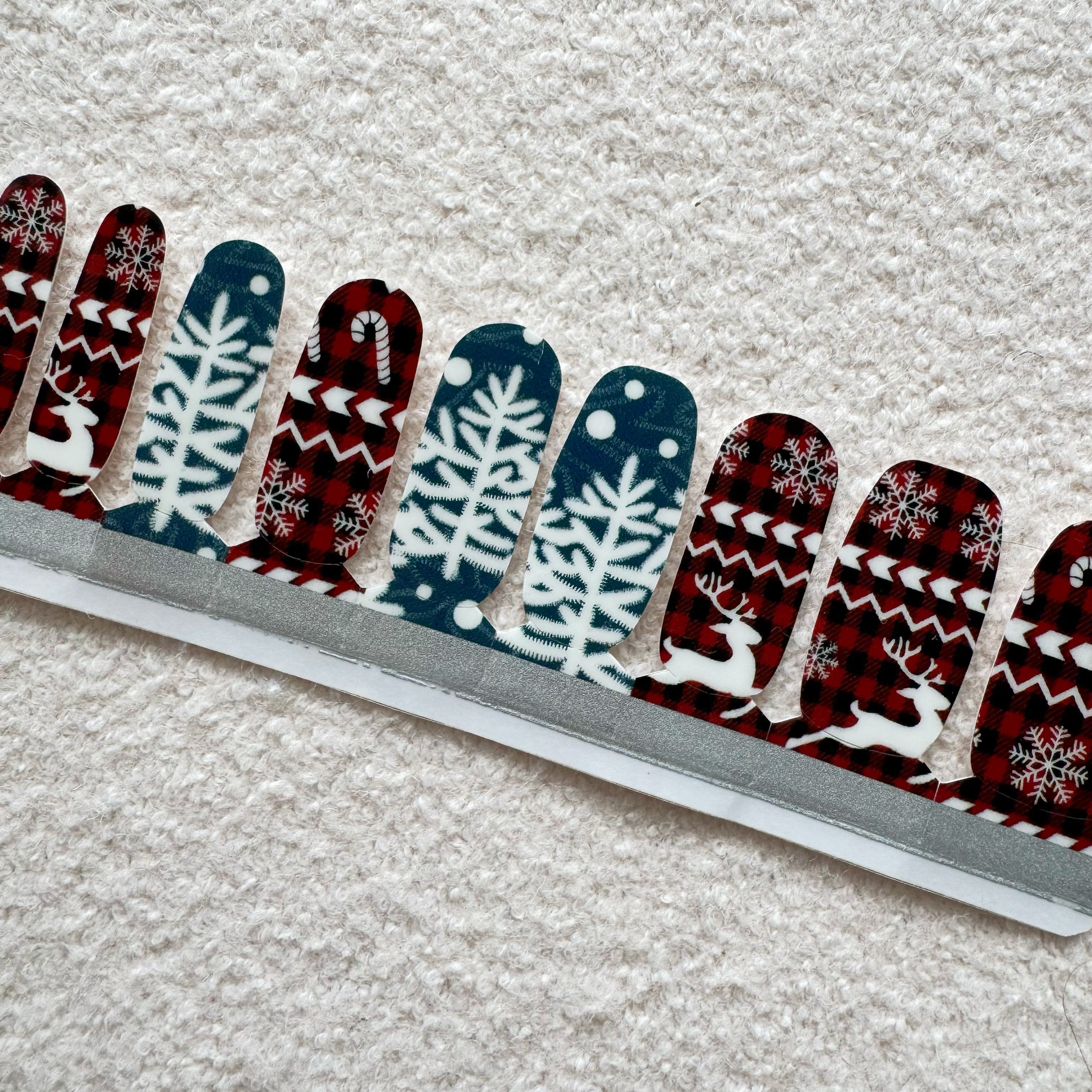 Sleigh Bells-Adult Nail Wraps-Outlined