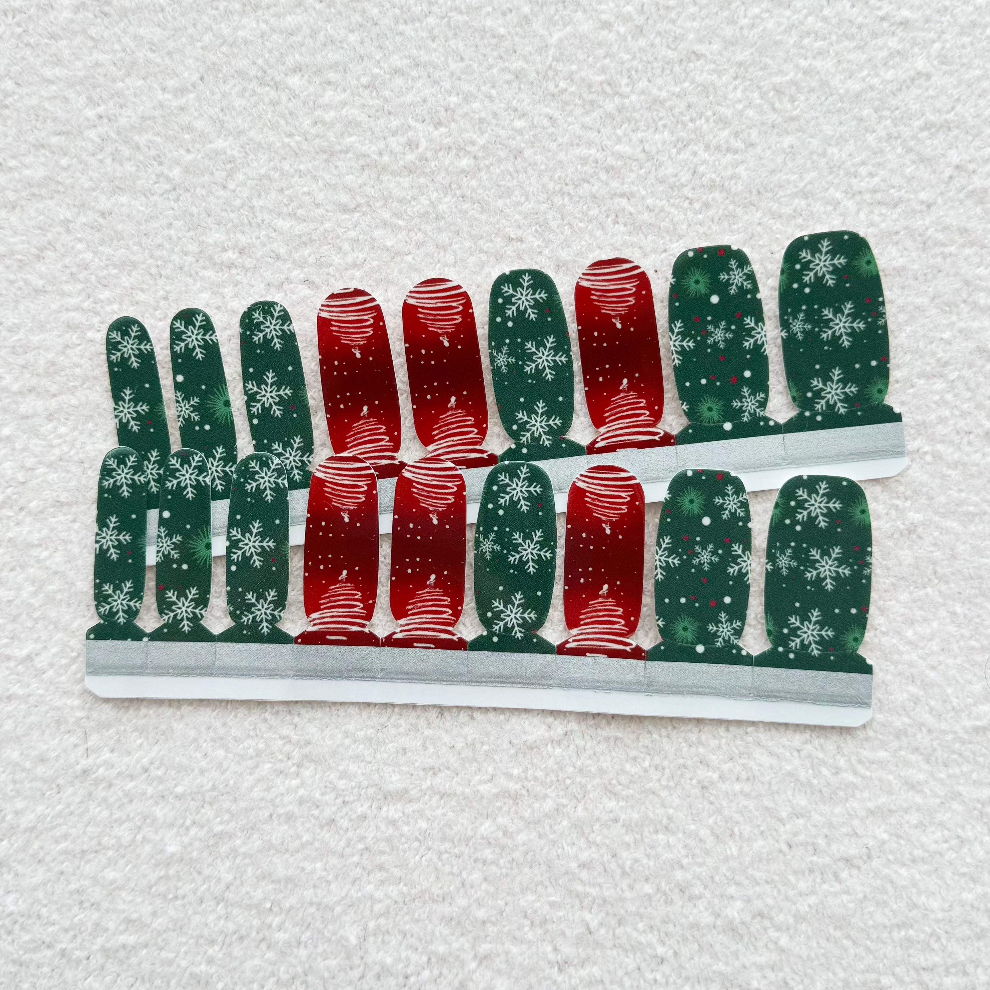 Tinsel Treetops-Adult Nail Wraps-Outlined